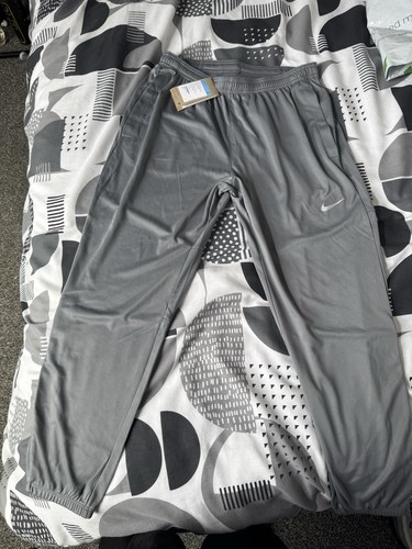 Nike dri fit joggers medium - nike,