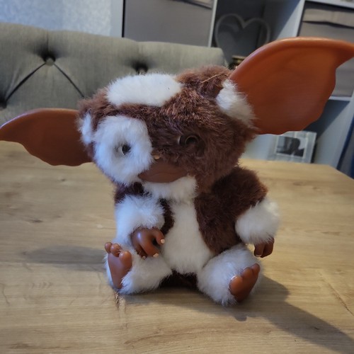 Neca gremlins gizmo - gizmo, plush