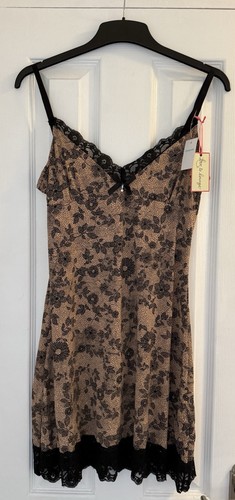 Bnwt primark love - love, lounge