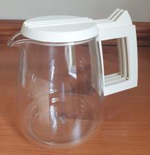 VINTAGE MID CENTURY FRENCH PYREX  GLASS MILK JUG WITH PLASTIC LID