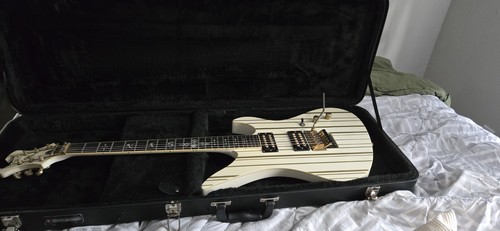 Schecter synyster gates - schecter,