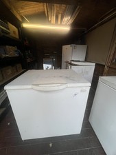 Freestanding Chest Freezer with Adjustable Temperature White