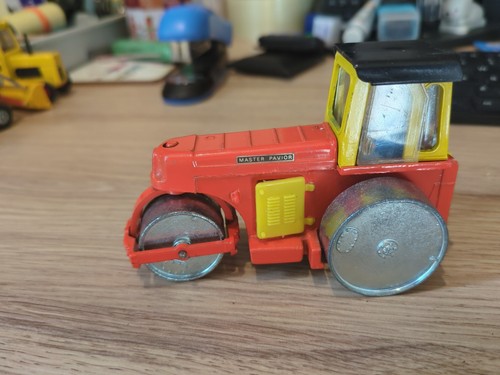 Dinky toys aveling barford - dinky,