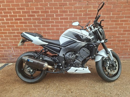 2008 yamaha fz1 naked - yamaha,