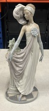 Lladro 5283 Dama Charleston Socialite Of The 1920s By Vicente Martiez 1985-2002