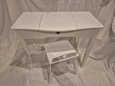 GLTC Girls' Sweetheart Dressing Table And Stool  with Mirror Pink hearts RRP165