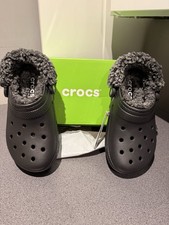 Black Fleece Lined Crocs