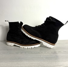 Dr. Martens 1460 Pascal suede