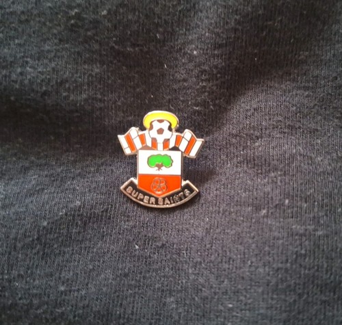 Southampton pin badge - fc,