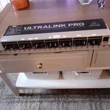 Behringer Ultralink Pro MX882