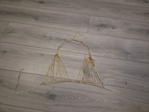 Gold colour metal diamonte - gold,