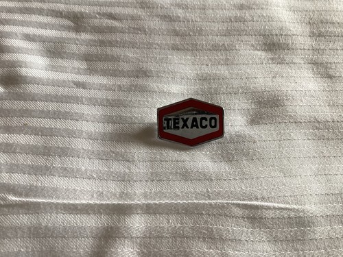 Texaco petrol pin badge - texaco,