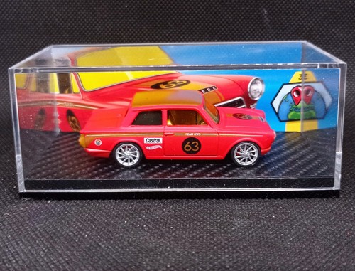 Gorgeous hot wheels lotus - hot,
