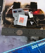 Hot Toys Doc Brown Clip Board