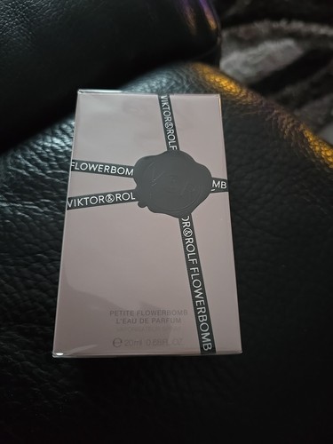 Viktor rolf petite flower - &,