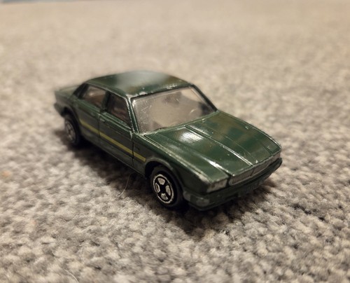 Corgi juniors jaguar - xj40, four