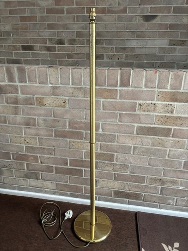 Vintage brass floor lamp ring - floor,
