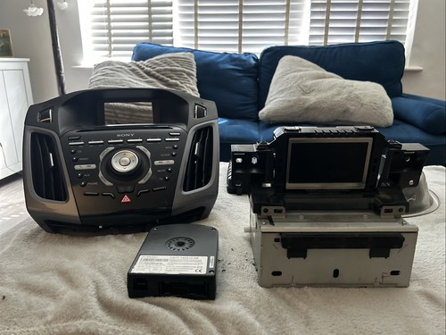 Ford focus mk3 - focus, sony
