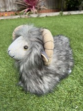 Dora Designs Heardy Hardwick