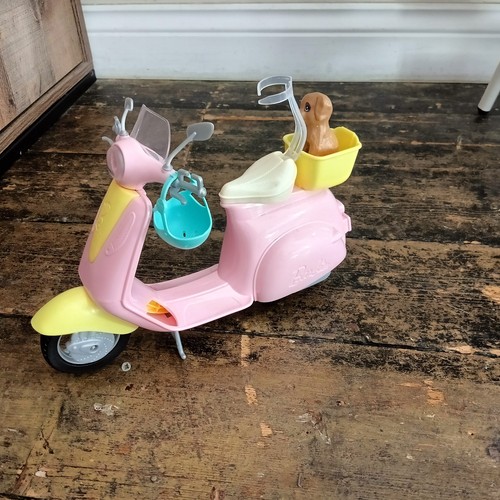 Barbie vespa motor - barbie, scooter