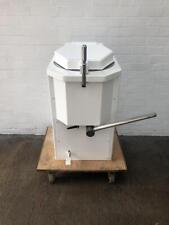 Novapan 37Pc hexagonal Manual Scone Cutter