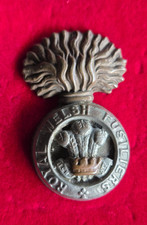 Royal Welsh Fusiliers. British Military Bi Metal Cap Badge, Slider