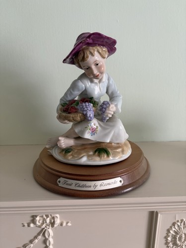 Vintage porcelain figurine - vintage,
