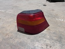 VOLKSWAGEN GOLF MK4 RIGHT TAIL