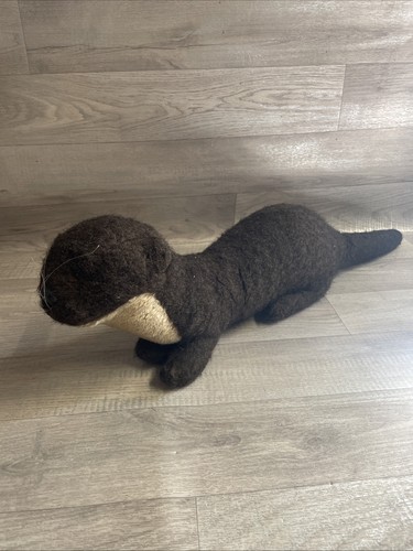 Vintage alresford crafts otter - alresford,