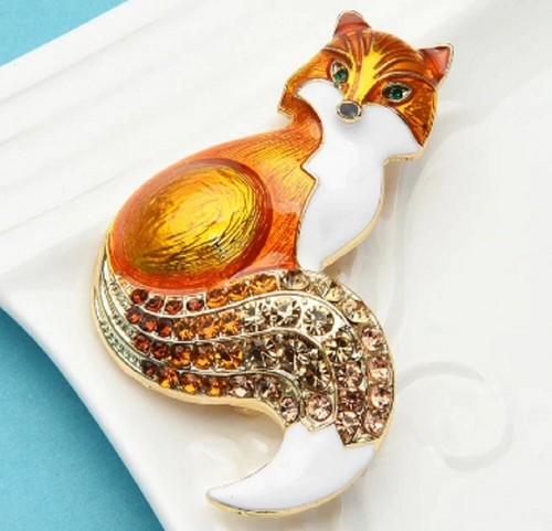 Very realistic fox brooch wild - fox,