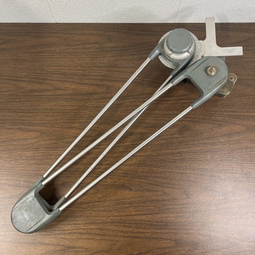 Paragon drafting machine - k, e