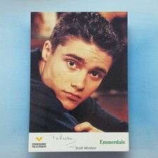 Emmerdale Cast Card C1995