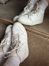 Nike Air Triple White Jordan 1