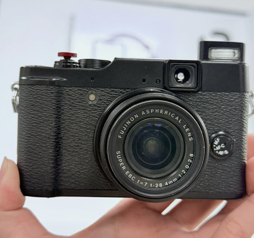 Fujifilm x10 12mp - 12mp, optical
