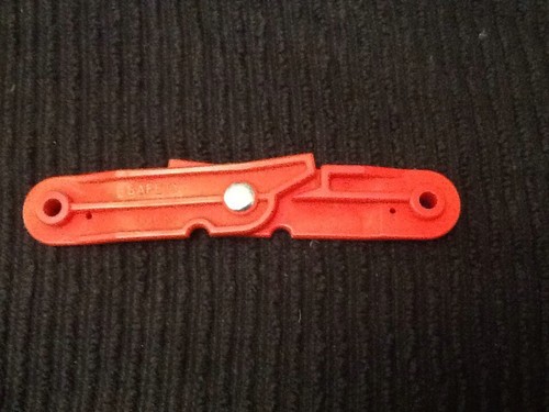 Maclaren buggy secondary lock - maclaren,