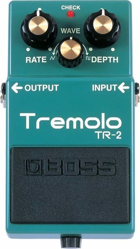 Boss tremolo guitar pedal - tr-2,