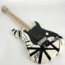 2021 EVH Striped Series – Black & White