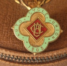 Auto Cycle Union Buttonhole Badge 1903 Great Condition