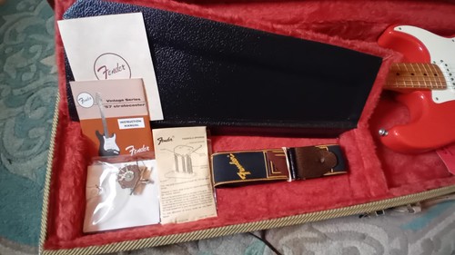 Fender stratocaster re - stratocaster, 57