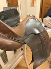 Loriner 17.5 Dressage Saddle