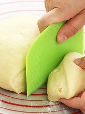 Dough Scrapper Cake Scraper