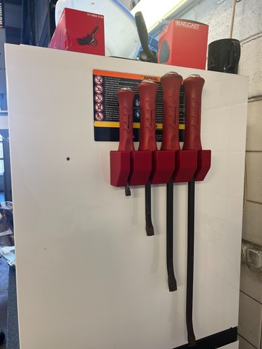 Magnetic snap pry bar - magnetic,