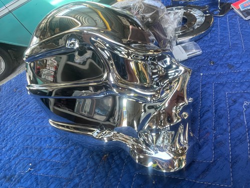 New kuryakyn chrome skull air - new,