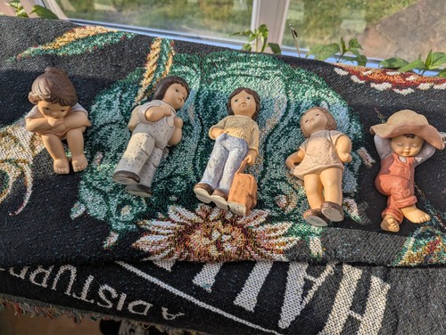 Goebel hummel figurines - goebel,