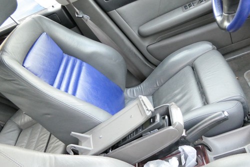 Seat front left driver - 4b,