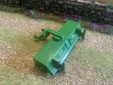 BRITAINS.1:32.FARM.SUTTON YARD BRUSH.ROAD SWEEPER.TRACTOR DRAWN.