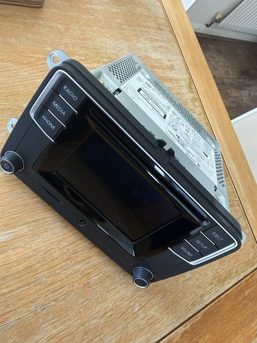 Transporter mib2 head unit - head,