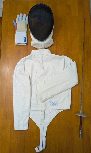 Blue gauntlet fencing - gauntlet,
