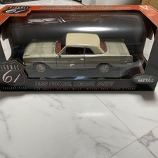 1/18 Scale 1963 Pontiac Lemans