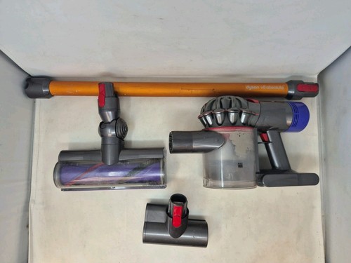 Dyson cordless vacuum - cordless,